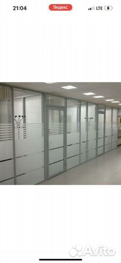 Поклейка на стекла, витрины, окна