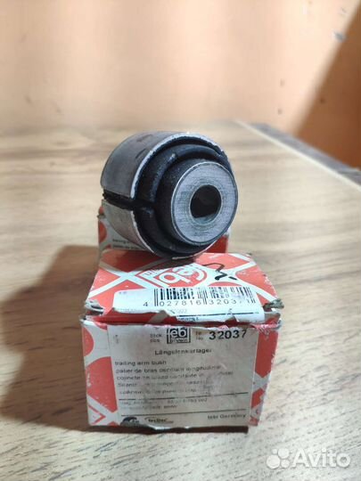 Сайлентблок подвески BMW