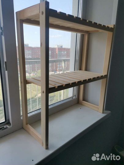 Стеллаж на окно для цветов, рассады и кошек