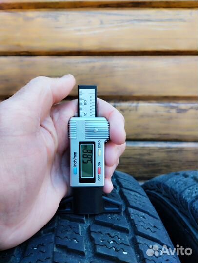 Roadstone Winguard SUV 225/65 R17 102H