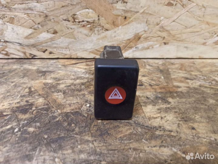 Кнопка Renault Logan 1