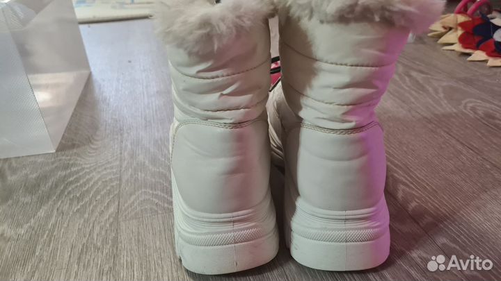 Дутики женские зима