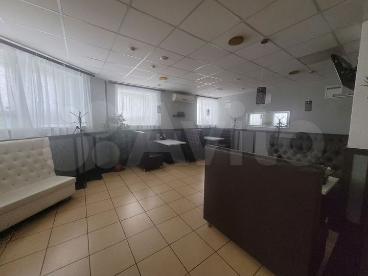 Помещение свободного назначения, 171 м²