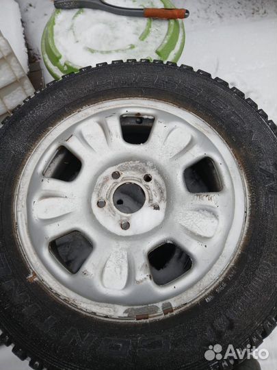 Колеса в сборе на дастер 215-65-16