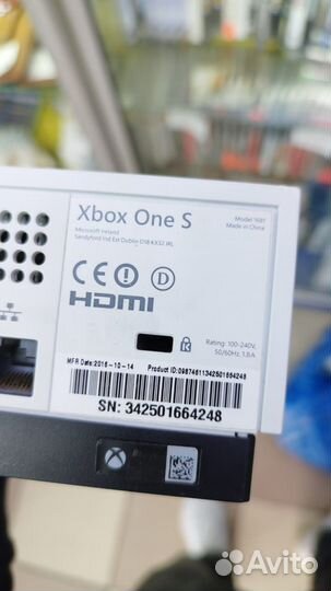 Игровая приставка xbox One S 500gb