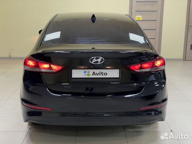 Hyundai Elantra 2.0 AT, 2016, 95 400 км