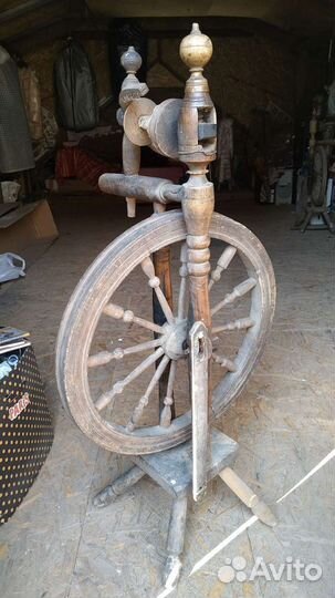 Старинная прялка