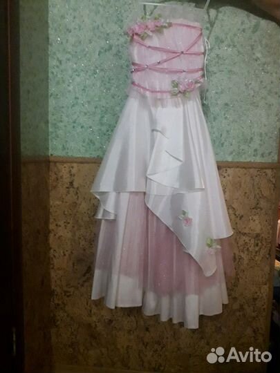 Праздничное, бальное платье