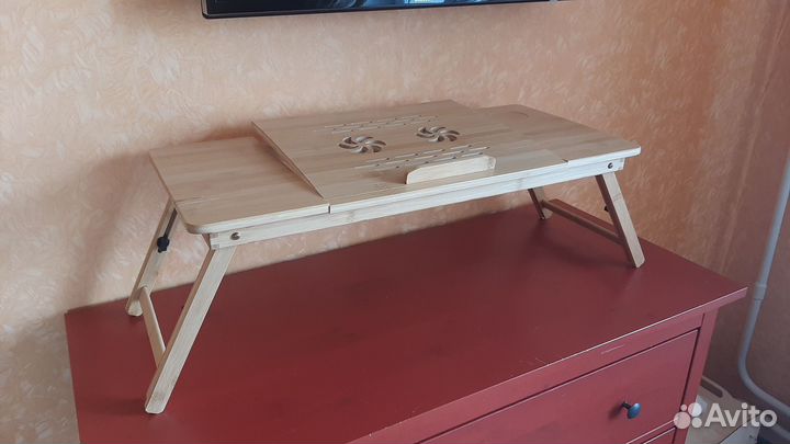 Столик для ноутбука