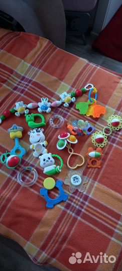 Погремушки и грызунки пакетом