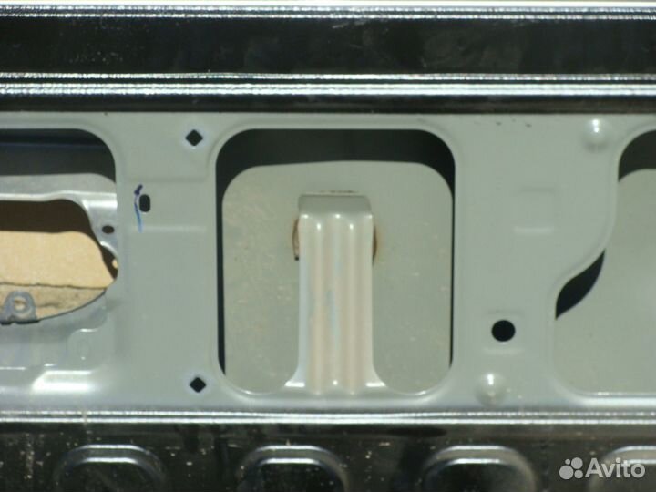 Откидной борт Toyota