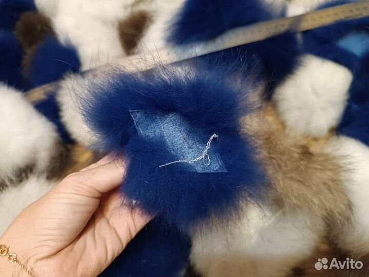 Коробка мелких обрезков меха