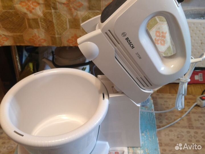 Миксер планетарный Vitek-1433