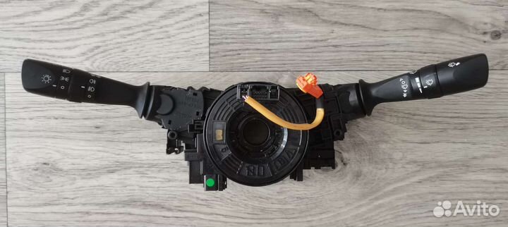 Шлейф подрулевой Toyota RAV4 CA40 2.0 3ZR-FE 2017г