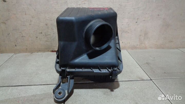 Корпус воздушного фильтра Hyundai Sonata (EF) 199