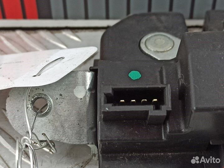 Замок крышки багажника для Opel Corsa D