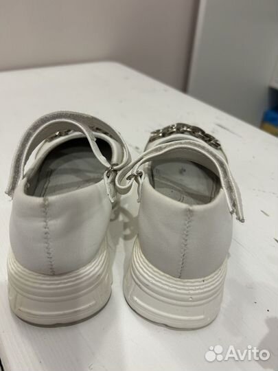 Туфли для девочки 26 размер