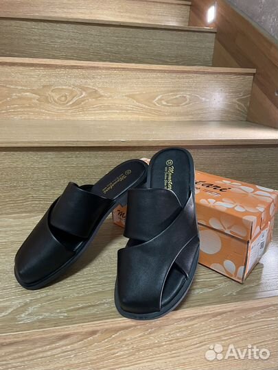 Босоножки шлепанцы сабо