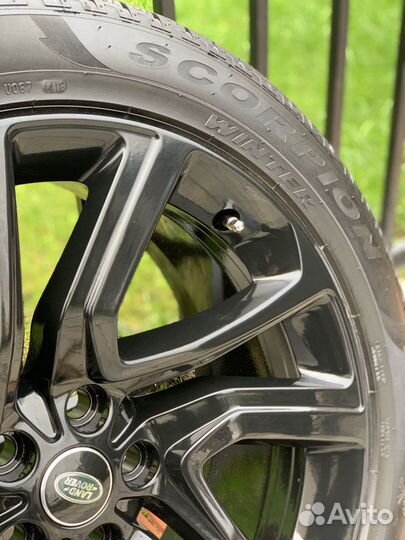 Комплект зима оригинал Range Rover 2020 R21