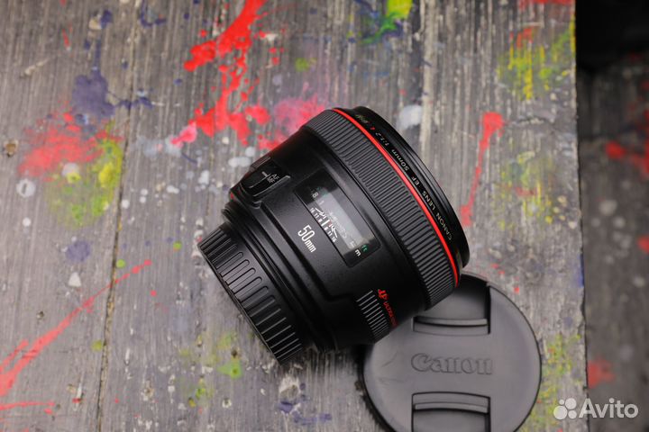 Canon EF 50mm f/1.2L USM