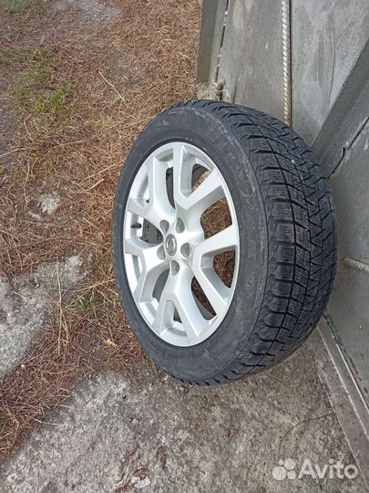 Bridgestone Blizzak DM-V1 225/55 R18