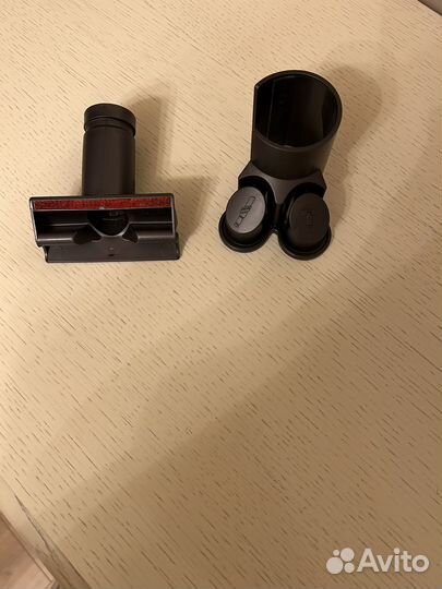Крепление для насадок пылесоса Dyson