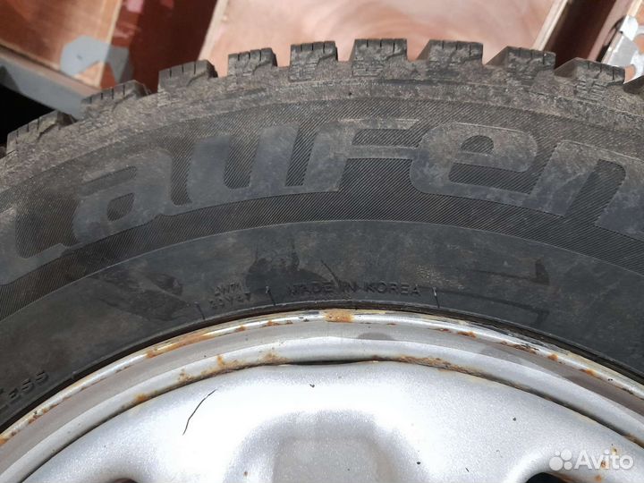 Laufenn I Fit Ice LW 71 215/65 R16 98T