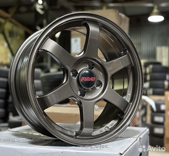 R16 4x100 Rays TE37 Bronze Flow Form
