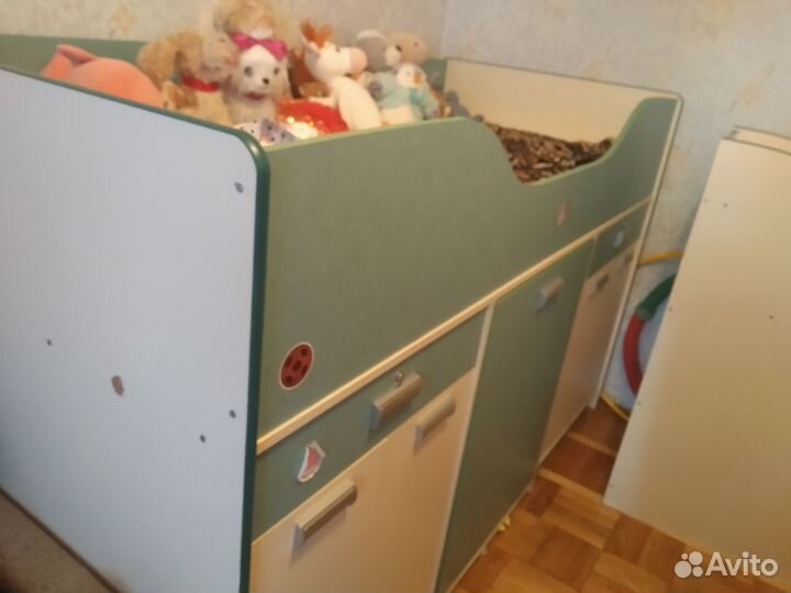 Детская кроватка