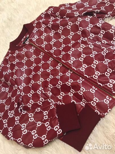 Куртка демисезонная новая