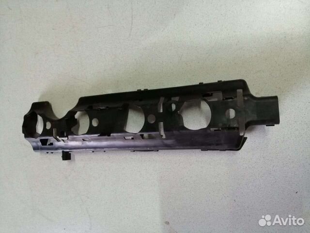 Площадка под модуль зажигания VW Jetta 6 1.4л VAG