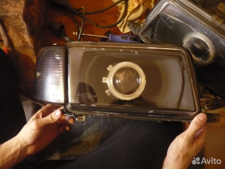 Стекла фар Audi 80 b4 гладкие, пара