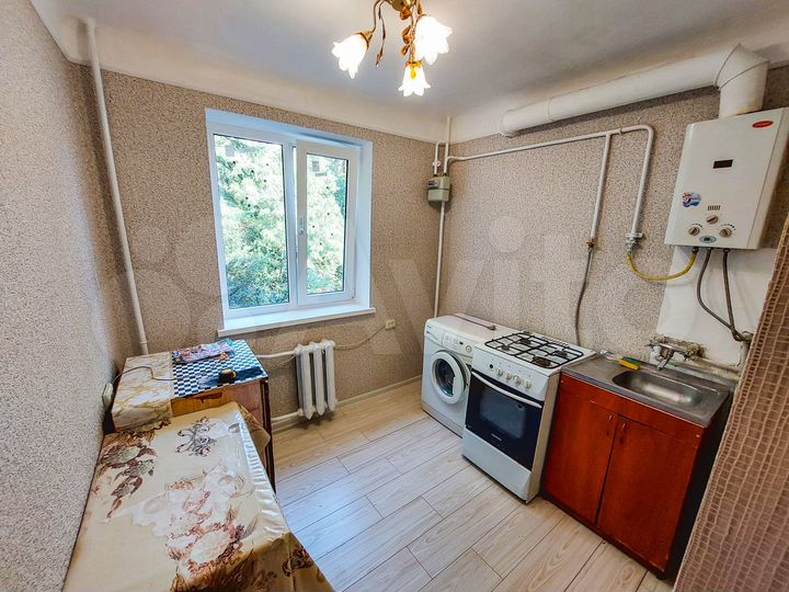 2-к. квартира, 47 м², 2/5 эт.