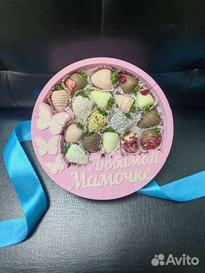 Клубника в шоколаде день матери съедобные букеты