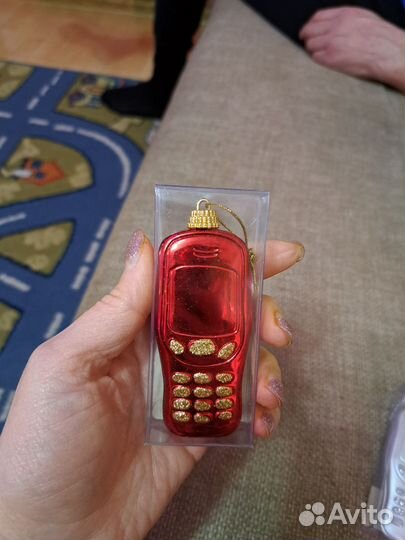 Елочные украшения. Телефон