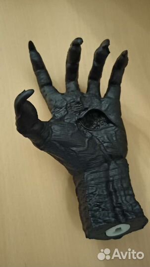 Вешалка декоративная