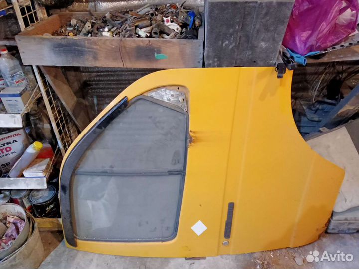 Дверь в сборе