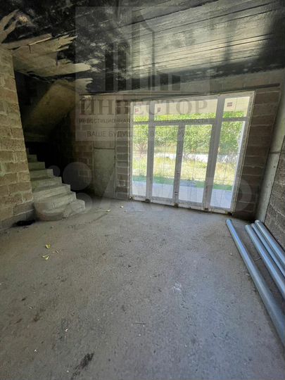 Дом 180 м² на участке 4 сот.