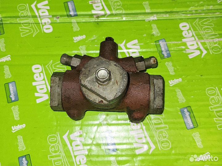 Делите тормозов газ 24