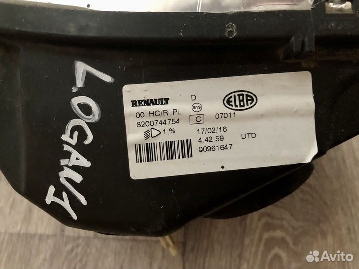 Фара передняя правая renault logan 1