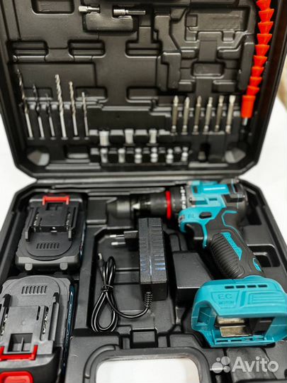 Шуруповерт makita 36v с набором бит