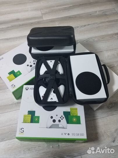 Xbox Series S + второй джойстик