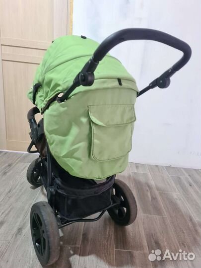 Коляска прогулочная Mobility One P587 Express