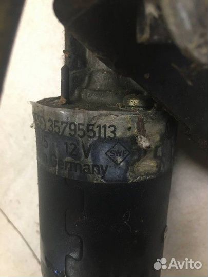 Трапеция стеклоочистителей с моторчиком