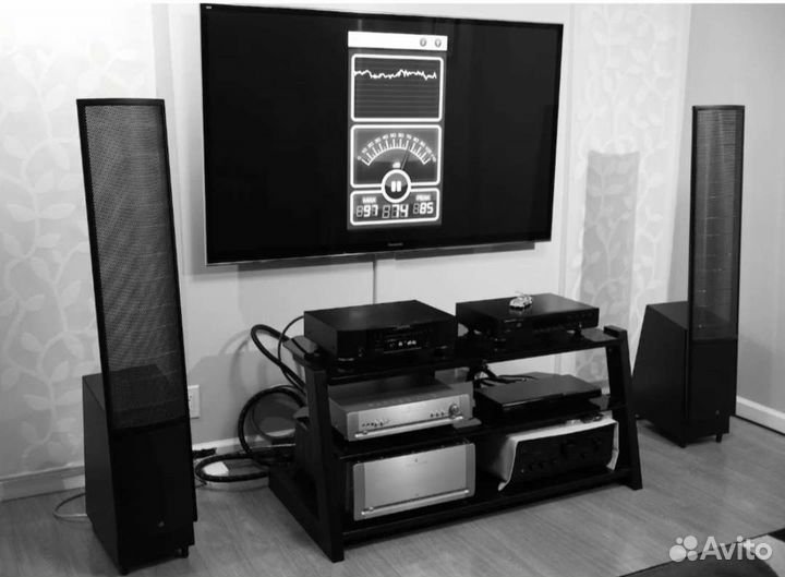 Audiolab 8200MB + Martin Logan Theos