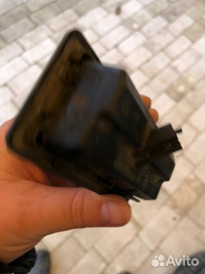 Центральная консоль без подлокотника октавия А7