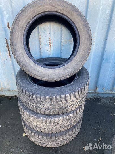 Bridgestone Ice Cruiser 5000 215/60 R16 100T