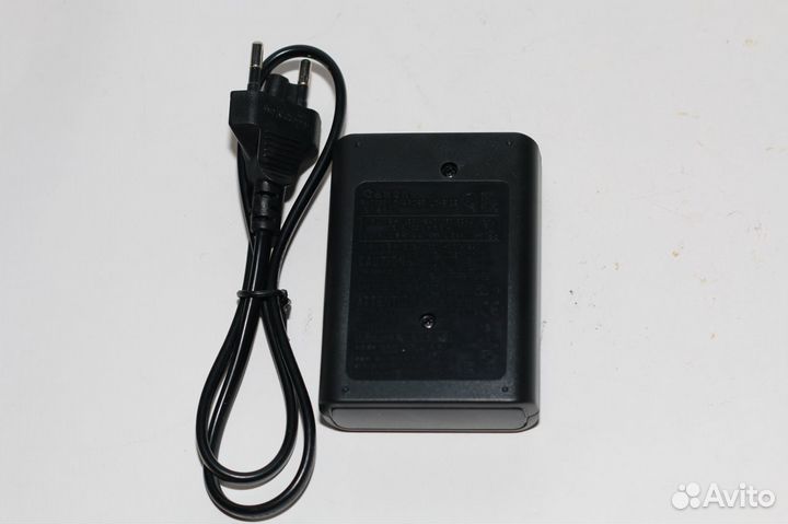 Зарядное устройство для Canon 100D