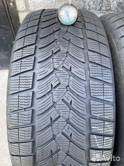 Goodyear UltraGrip Performance SUV Gen-1 255/50 R20