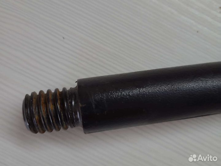 Буксировочный крюк